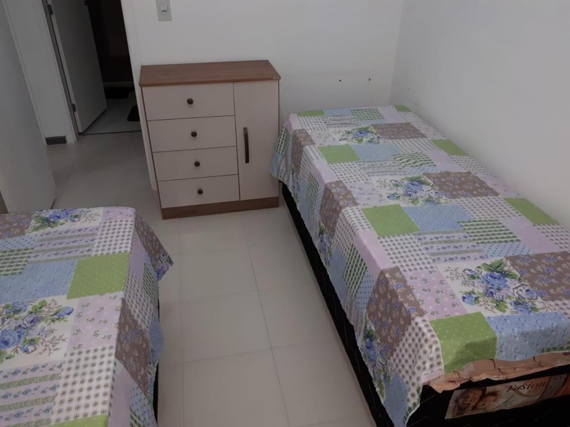 Apt Em Cond. Ariovaldo Souza, Em Aruana , *