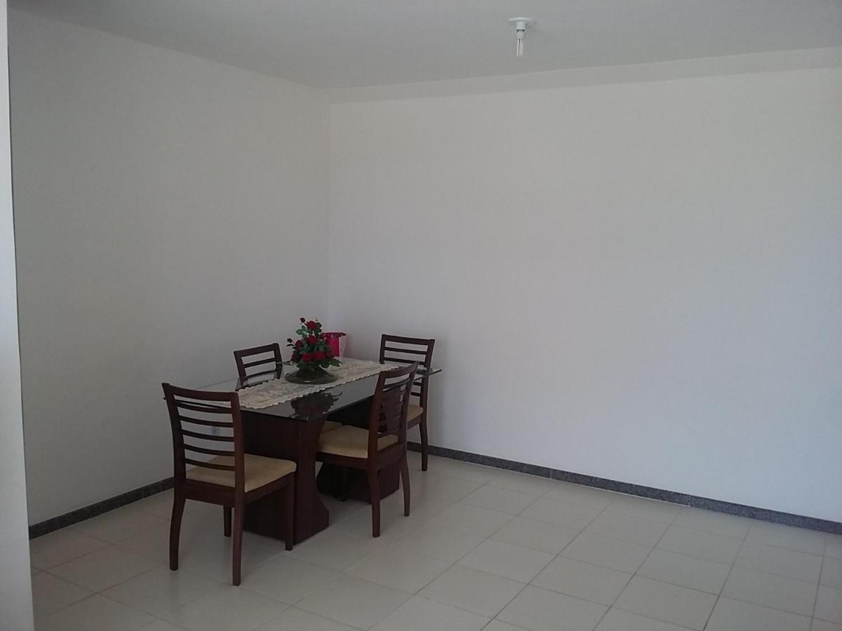 Apt Em Cond. Ariovaldo Souza, Em Aruana ,