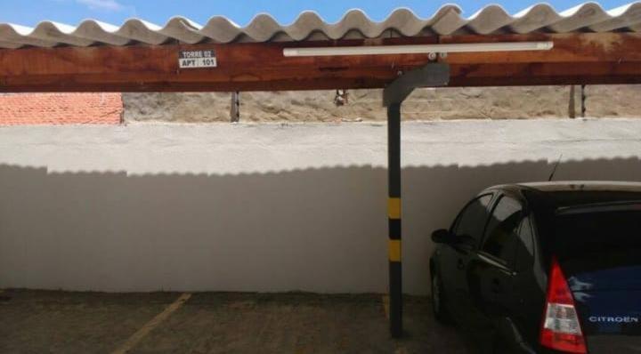 Apt Em Cond. Ariovaldo Souza, Em Aruana , Aracaju